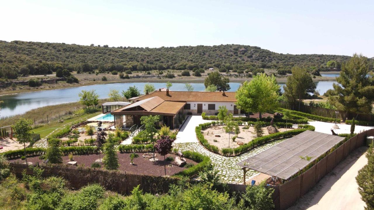 Casas Rurales Laguna La Tinaja Ossa de Montiel Luaran gambar