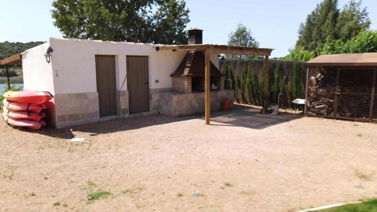 Casas Rurales Laguna La Tinaja Ossa de Montiel Luaran gambar